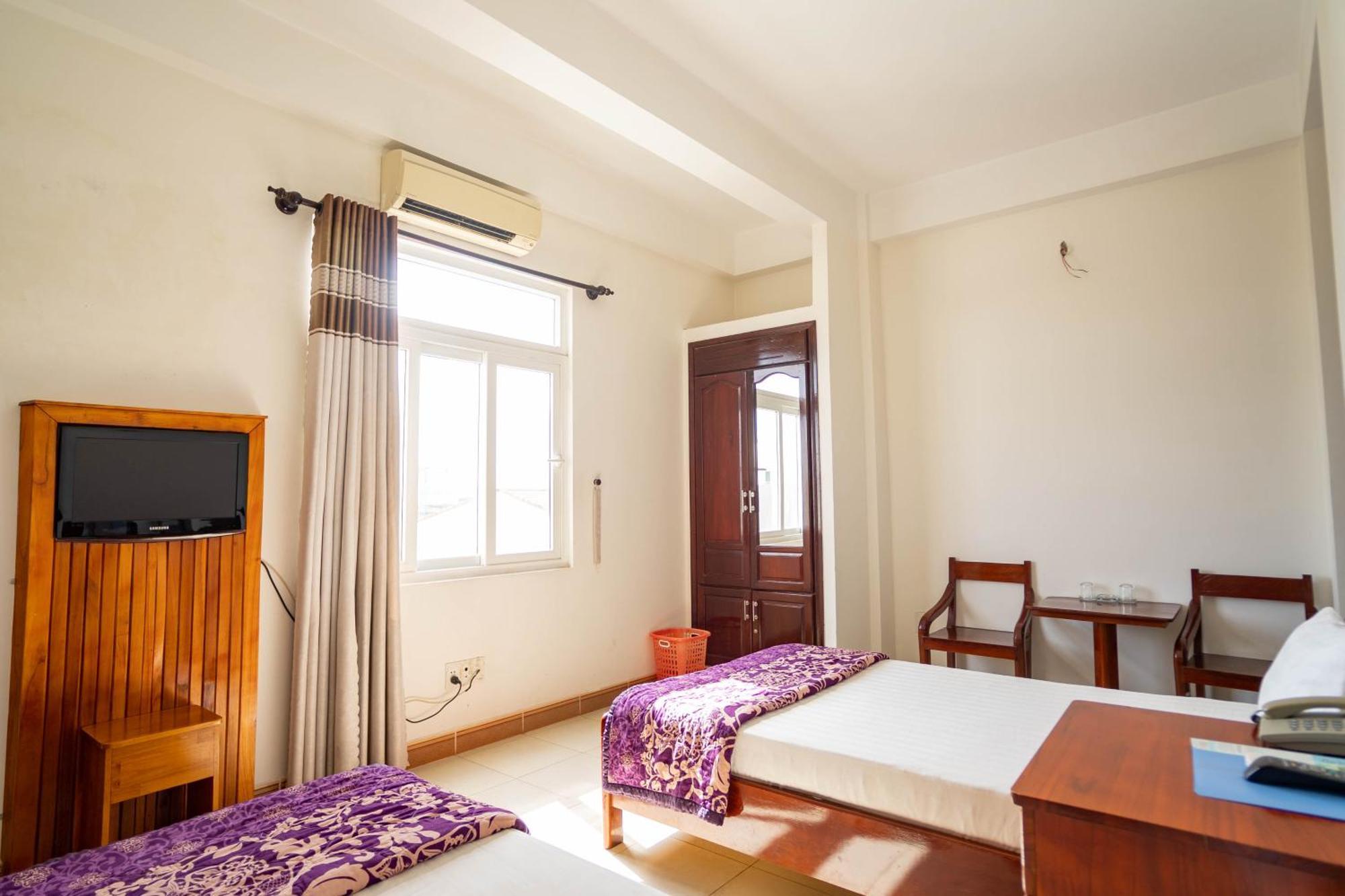 Lyly Hotel Da Nang Bagian luar foto