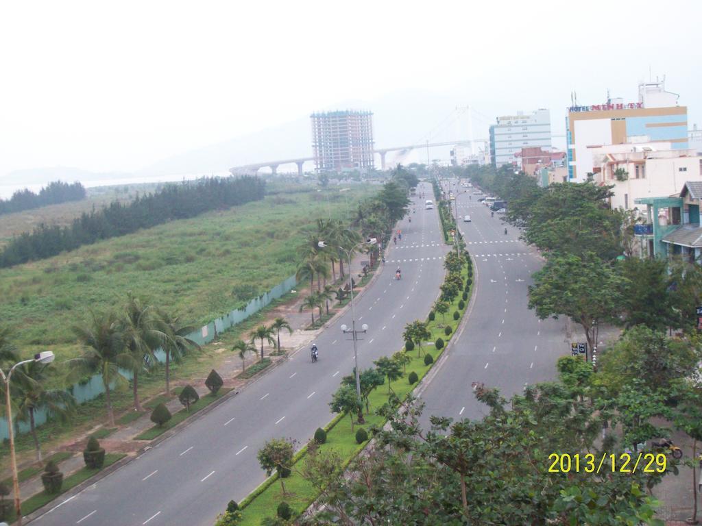 Lyly Hotel Da Nang Bagian luar foto