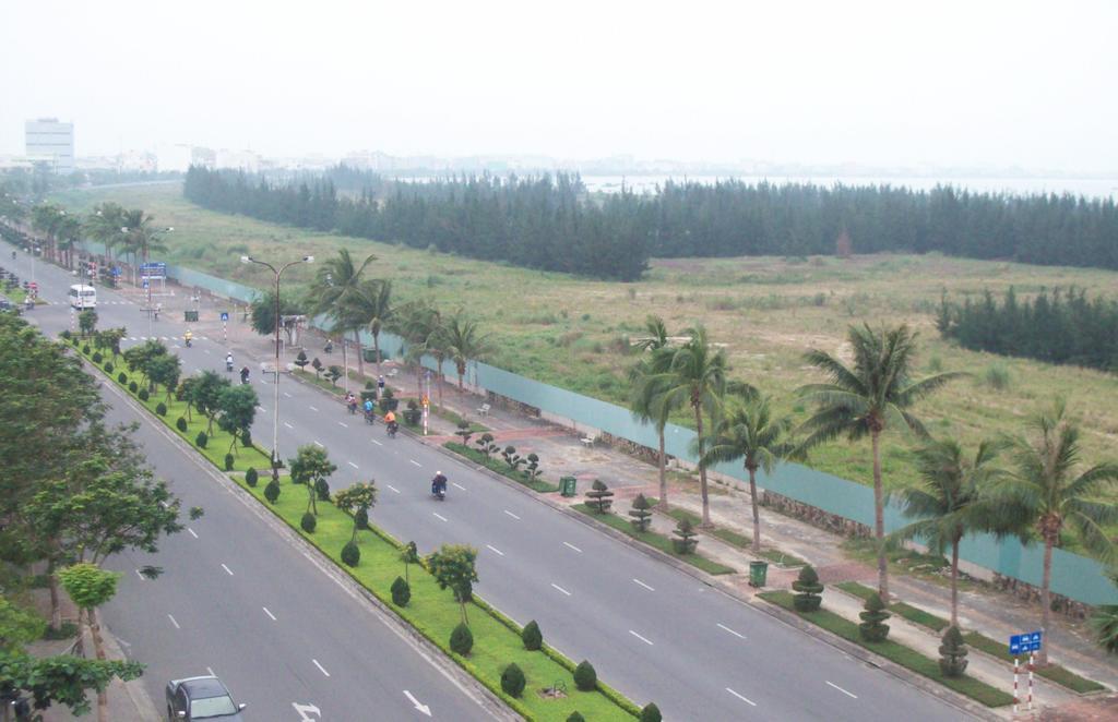 Lyly Hotel Da Nang Bagian luar foto